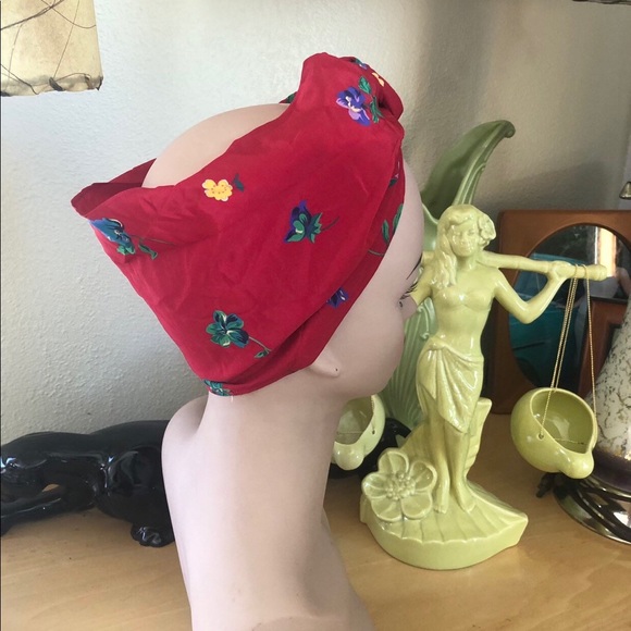 SOLD Vintage 1940s Scarf Floral rectangle Turban - Picture 5 of 7